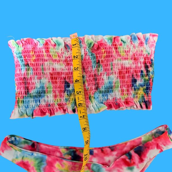 🎨 SHEIN Tie-Dye Smocked Bandeau Bikini Set (Size M) - Picture 3 of 8